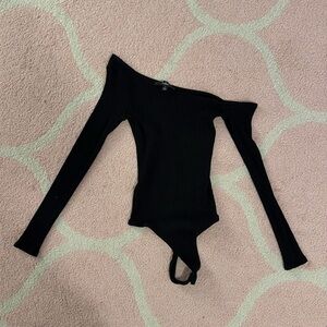 Lulu size small tight long sleeve off shoulder body suit